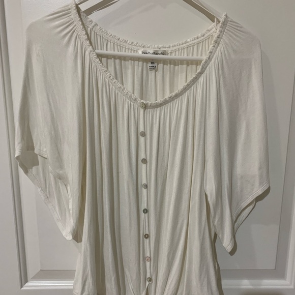 John Paul Richard Women’s Petite XL Cream Color Top, Butterfly sleeves, EUC - Picture 2 of 4